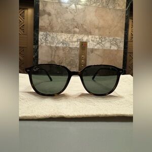 Ray-Ban Leonard RB2193  Sunglasses